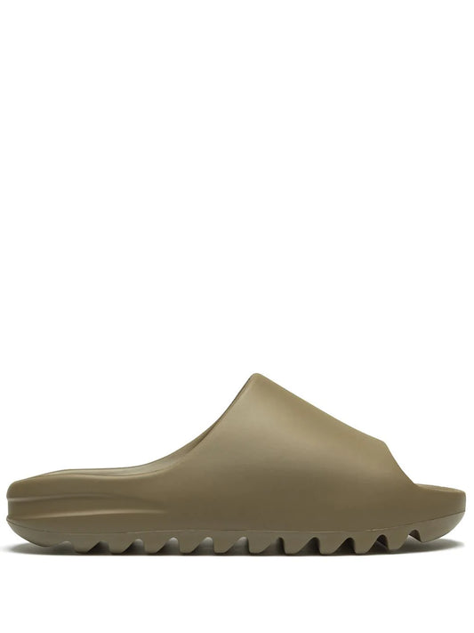 Yeezy Slides Earth-Brown