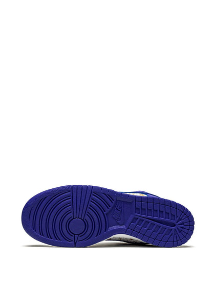 Nike x Supreme SB Dunk Low Stars/Hyper Blue