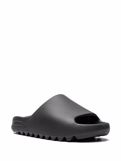 Yeezy Slides Onyx